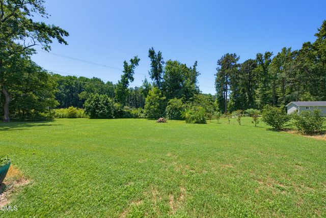 582 Roberts Road, Willow Spring, NC 27592