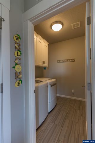 2628 NE Sonora Dr, Albany, OR 97321