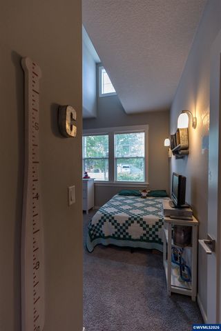 2628 NE Sonora Dr, Albany, OR 97321