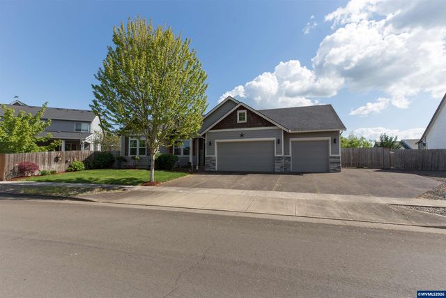 2628 NE Sonora Dr, Albany, OR 97321