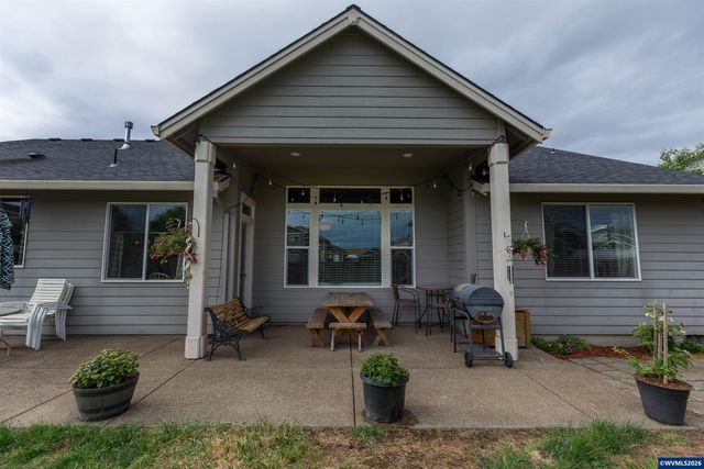 2628 NE Sonora Dr, Albany, OR 97321