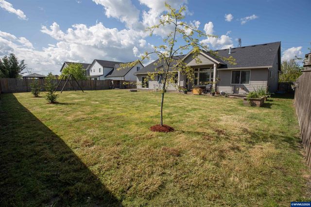 2628 NE Sonora Dr, Albany, OR 97321