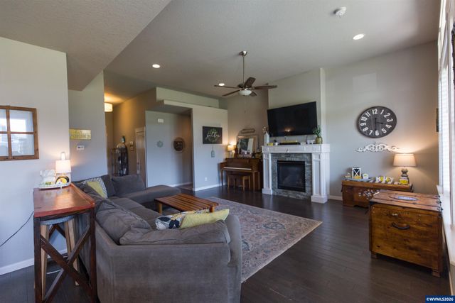 2628 NE Sonora Dr, Albany, OR 97321