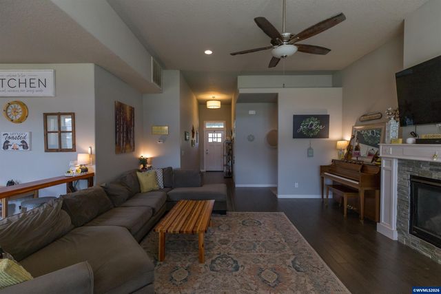 2628 NE Sonora Dr, Albany, OR 97321