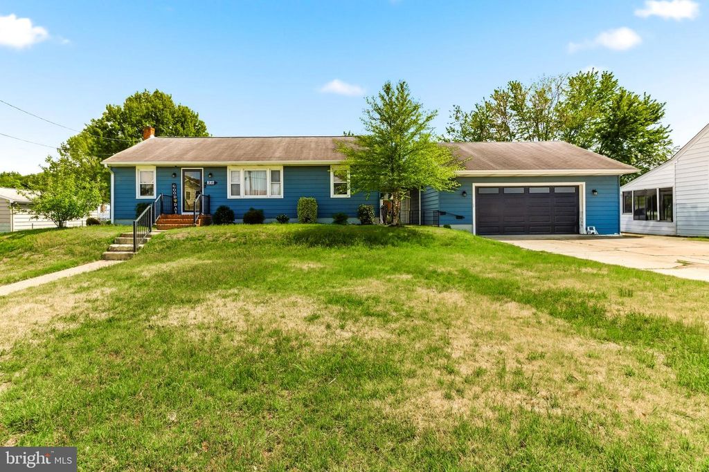 38 BURR AVE, Westville, NJ 08093