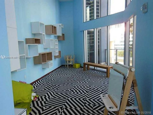 1300 Brickell Bay Drive 1707, Miami, FL 33131