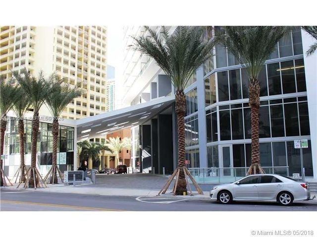 1300 Brickell Bay Drive 1707, Miami, FL 33131