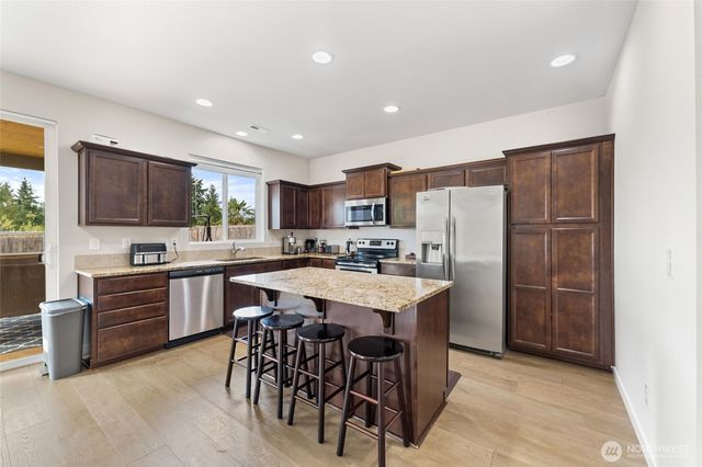 9903 200th St E, Graham, WA 98338