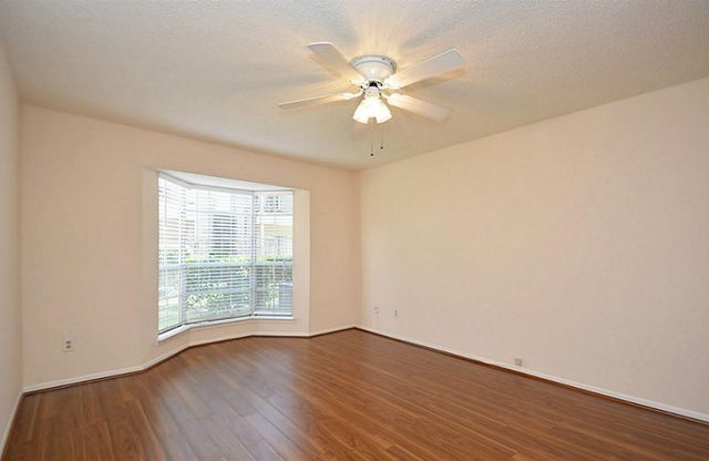 2120 El Paseo Street 2311, Houston, TX 77054