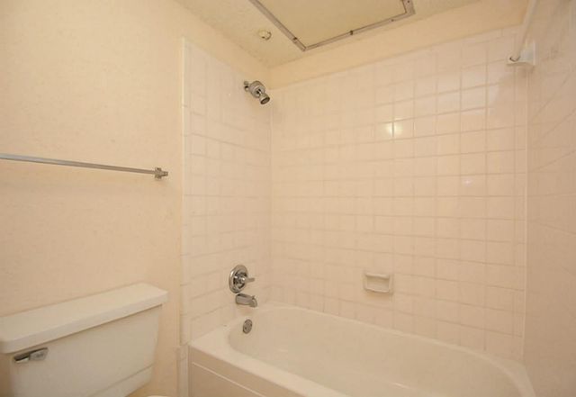 2120 El Paseo Street 2311, Houston, TX 77054