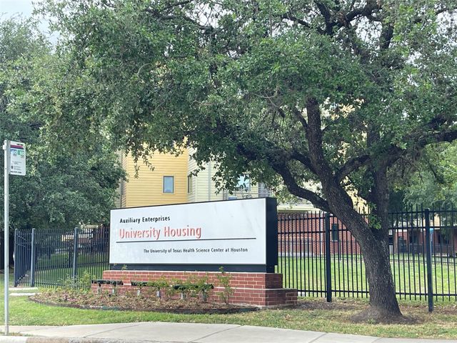 2120 El Paseo Street 2311, Houston, TX 77054
