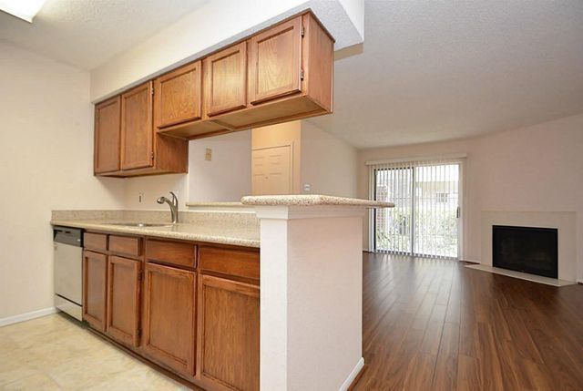 2120 El Paseo Street 2311, Houston, TX 77054