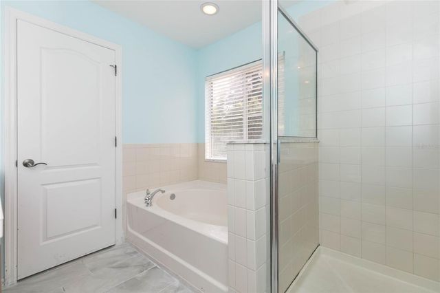 3152 ROYAL TUSCAN LANE, Valrico, FL 33594
