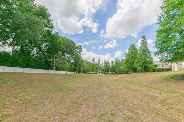 3152 ROYAL TUSCAN LANE, Valrico, FL 33594