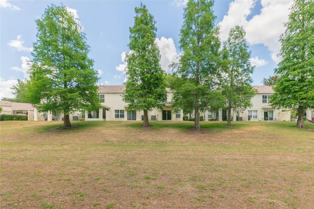3152 ROYAL TUSCAN LANE, Valrico, FL 33594