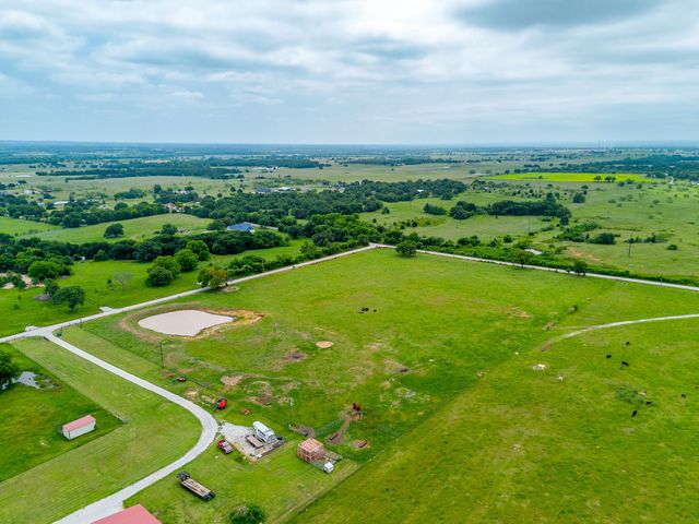 784 County Road 1340, Chico, TX 76431