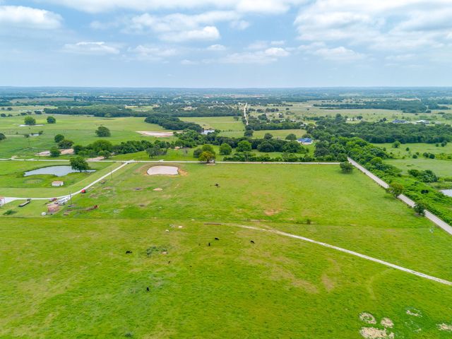 784 County Road 1340, Chico, TX 76431