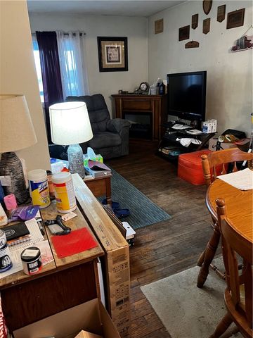 343 Vanderbilt Rd, Dunbar Twp, PA 15425