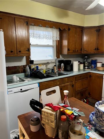 343 Vanderbilt Rd, Dunbar Twp, PA 15425