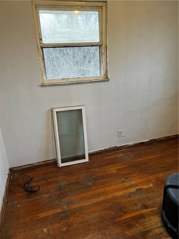 343 Vanderbilt Rd, Dunbar Twp, PA 15425