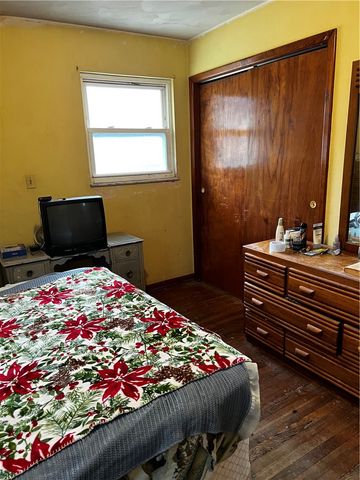 343 Vanderbilt Rd, Dunbar Twp, PA 15425