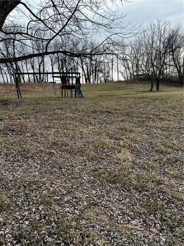 343 Vanderbilt Rd, Dunbar Twp, PA 15425