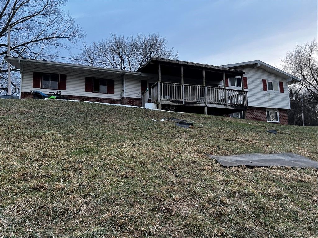 343 Vanderbilt Rd, Dunbar Twp, PA 15425