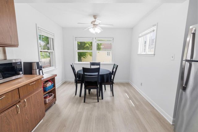 4324 N 15th STREET, Milwaukee, WI 53209