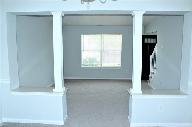 2696 Pulaski LOOP, Virginia Beach, VA 23456