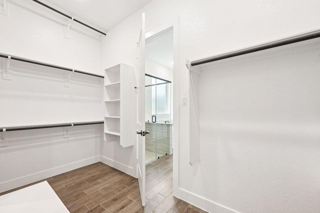 26030 S Outrider Banks, Montgomery, TX 77316