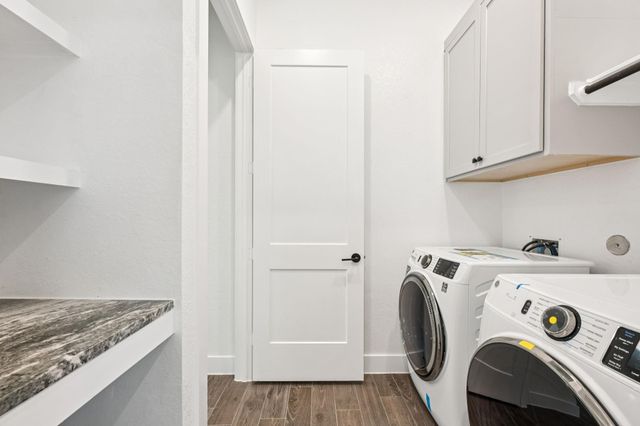 26030 S Outrider Banks, Montgomery, TX 77316