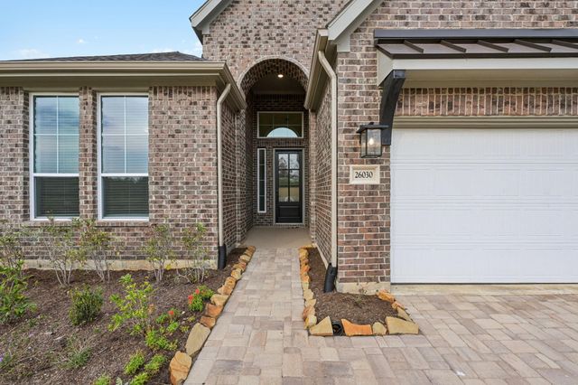 26030 S Outrider Banks, Montgomery, TX 77316