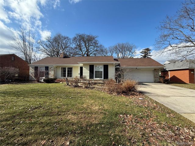 489 Chalfonte Avenue, Grosse Pointe Farms, MI 48236