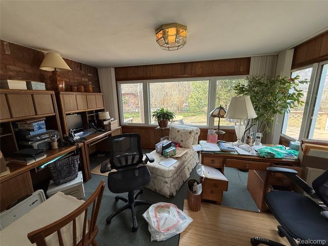 489 Chalfonte Avenue, Grosse Pointe Farms, MI 48236