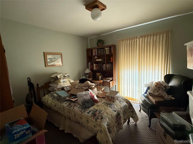 489 Chalfonte Avenue, Grosse Pointe Farms, MI 48236