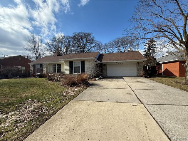 489 Chalfonte Avenue, Grosse Pointe Farms, MI 48236