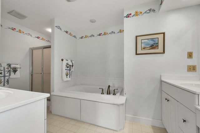 2 Carillon Shores Road, Tuftonboro, NH 03816