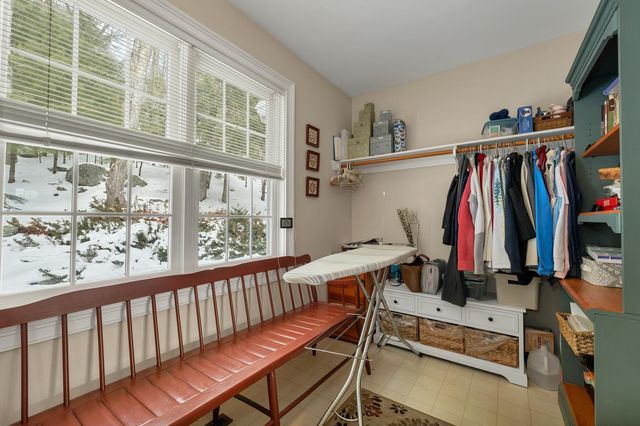 2 Carillon Shores Road, Tuftonboro, NH 03816