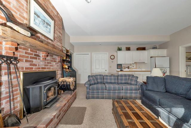 2 Carillon Shores Road, Tuftonboro, NH 03816