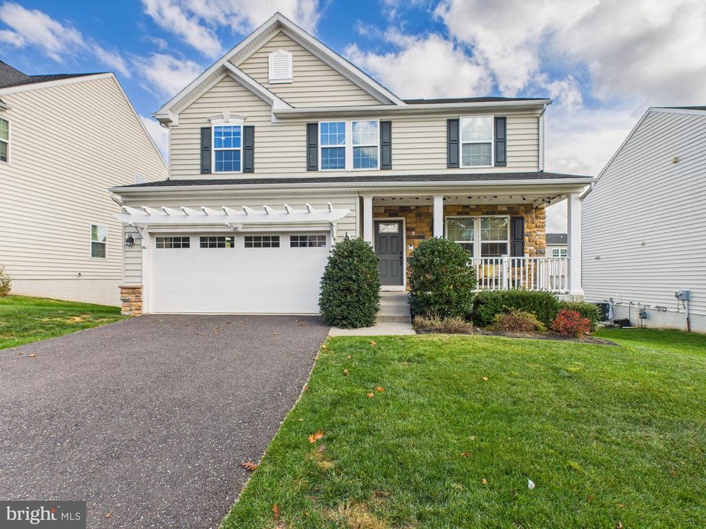 5 MADISON DR, Spring City, PA 19475