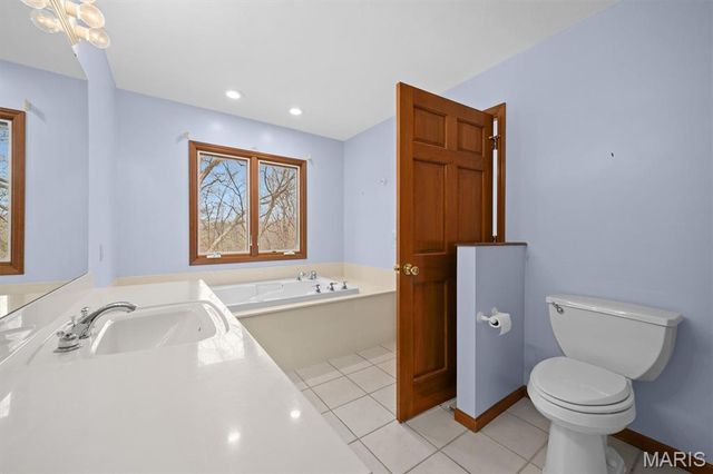 1430 Mullen Lane, Godfrey, IL 62035