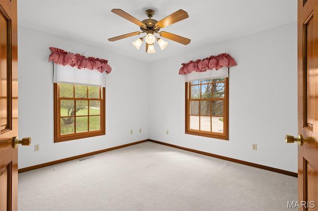 1430 Mullen Lane, Godfrey, IL 62035