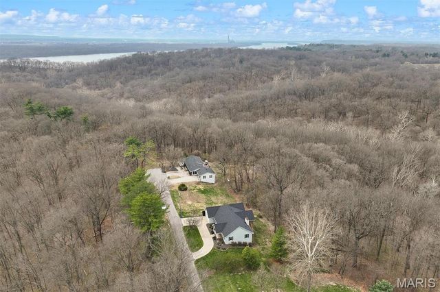 1430 Mullen Lane, Godfrey, IL 62035
