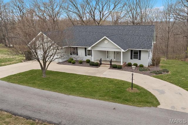 1430 Mullen Lane, Godfrey, IL 62035