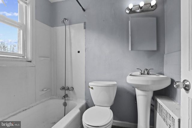 4511 FAIRFAX RD, Baltimore, MD 21216