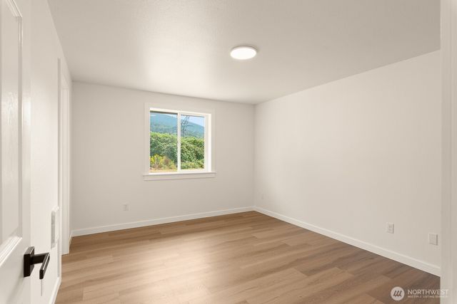 5205 Aerie Ln, Sedro Woolley, WA 98284