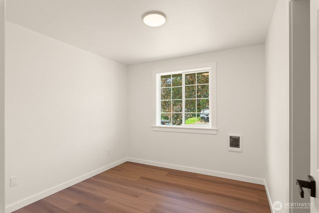 5205 Aerie Ln, Sedro Woolley, WA 98284