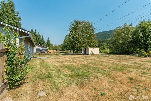 5205 Aerie Ln, Sedro Woolley, WA 98284