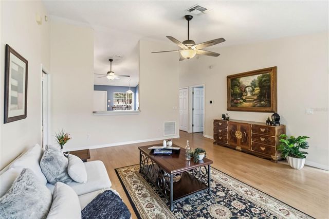 4306 PEBBLESTONE COURT, Orlando, FL 32826