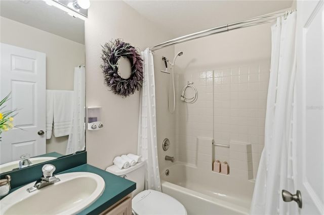 4306 PEBBLESTONE COURT, Orlando, FL 32826